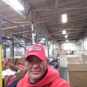 Meet your Posher, Clint